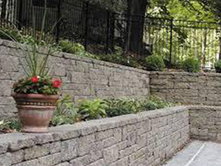 retaining wall ideas